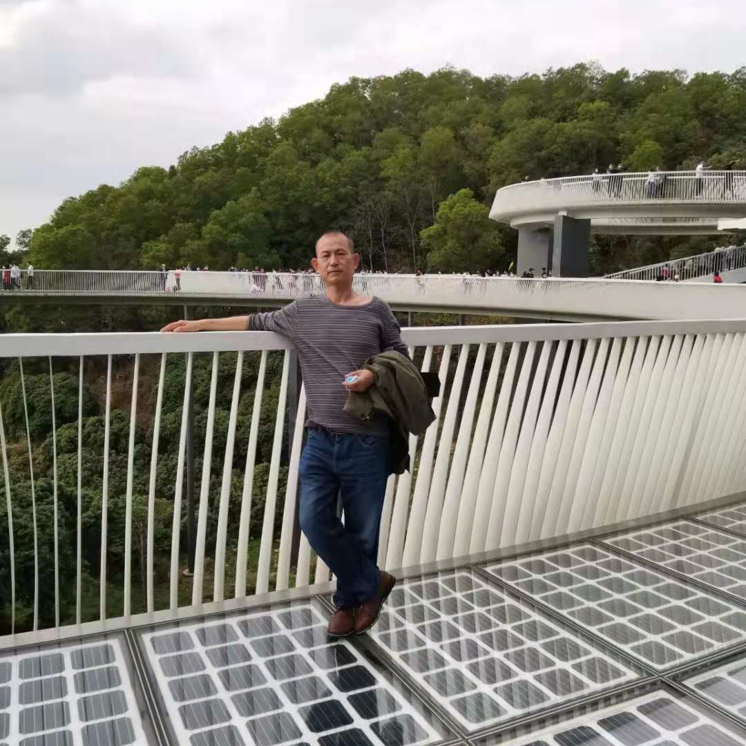 月光回首粗心的照片