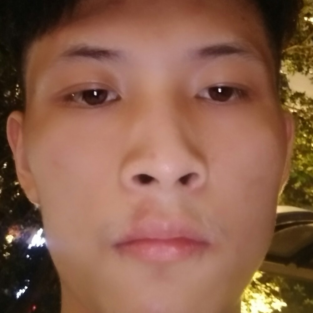 花痴爱狗的照片