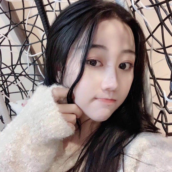 可爱多深拥的照片
