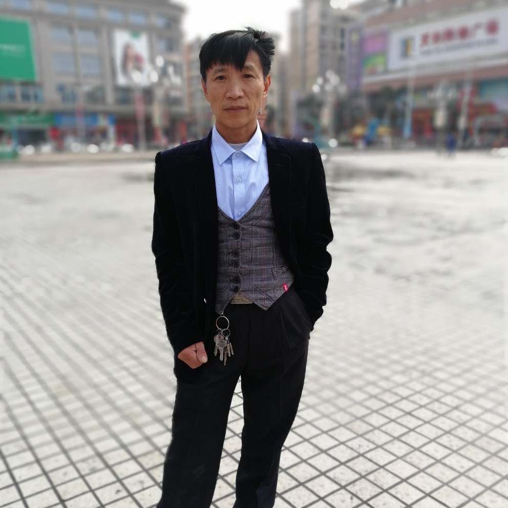 徐明国的照片
