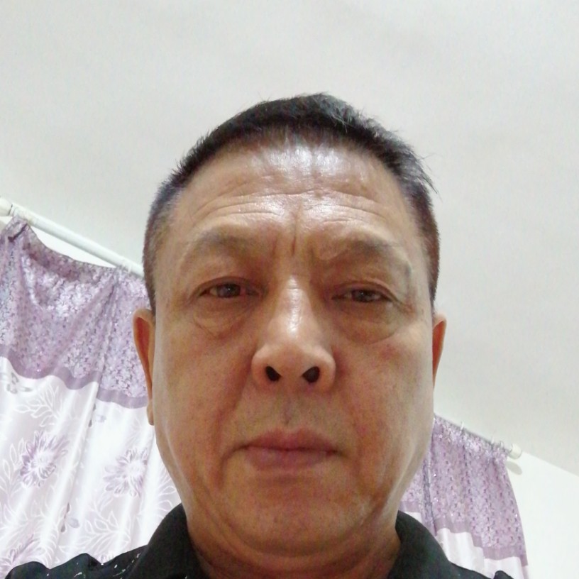 月饼闻单纯的照片