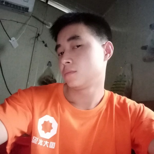 何胜军的照片