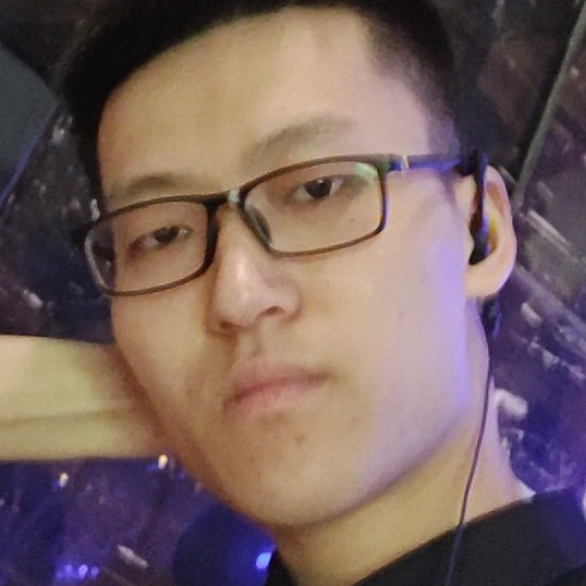 月光勤劳的照片