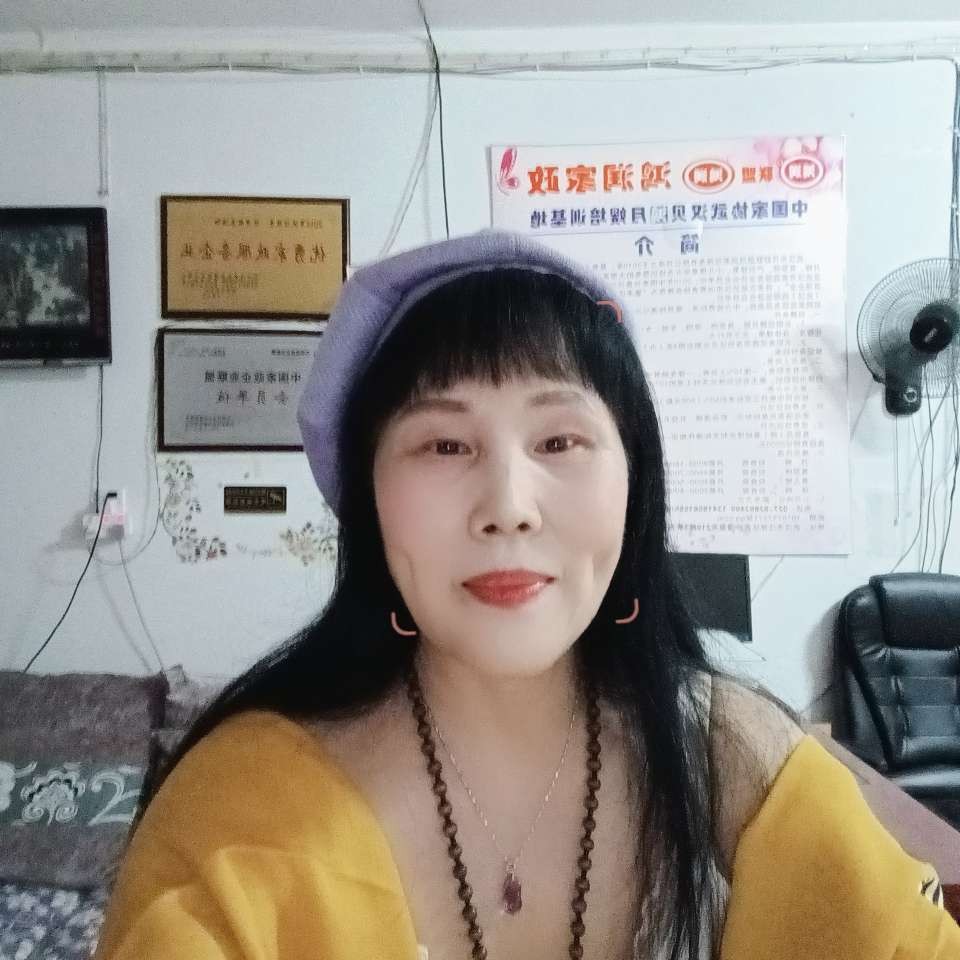 吖咔娜的照片