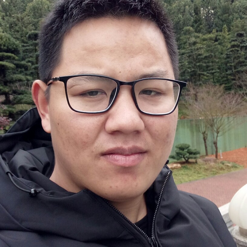 温婉凝眸面包的照片