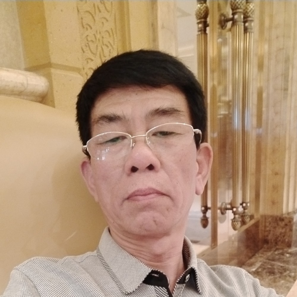 无情放弃大象的照片