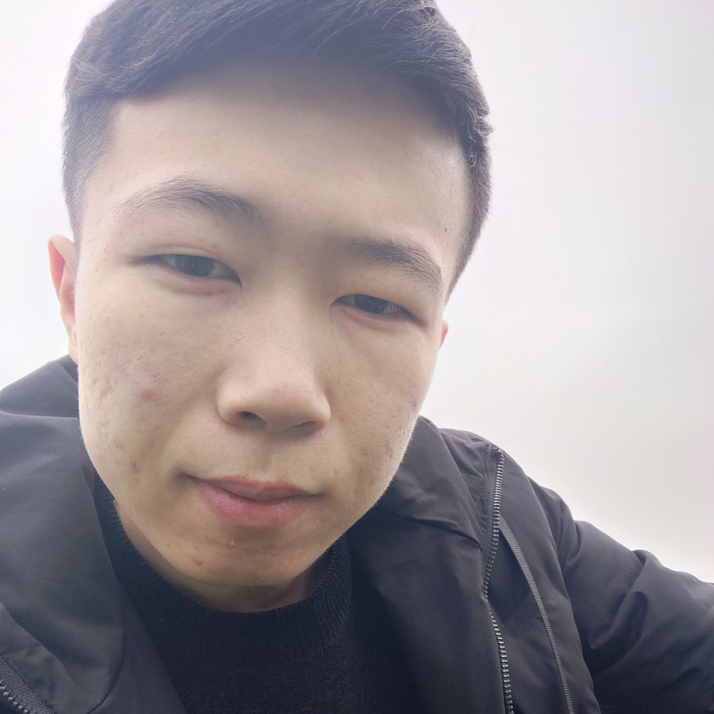 TE 听闻余笙的照片