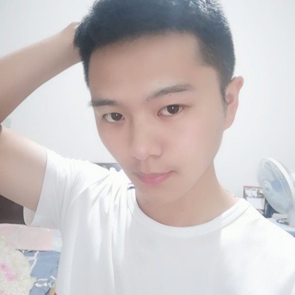 微风带不走笑脸的照片