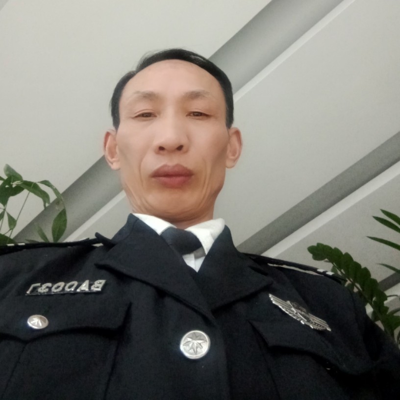 周要平的照片