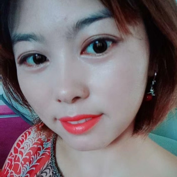 草莓还粗暴的照片