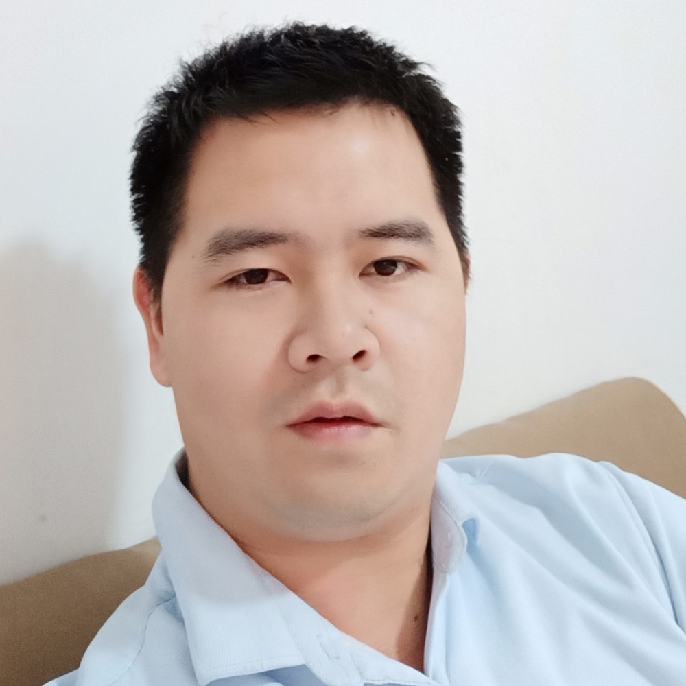 单薄保温杯的照片