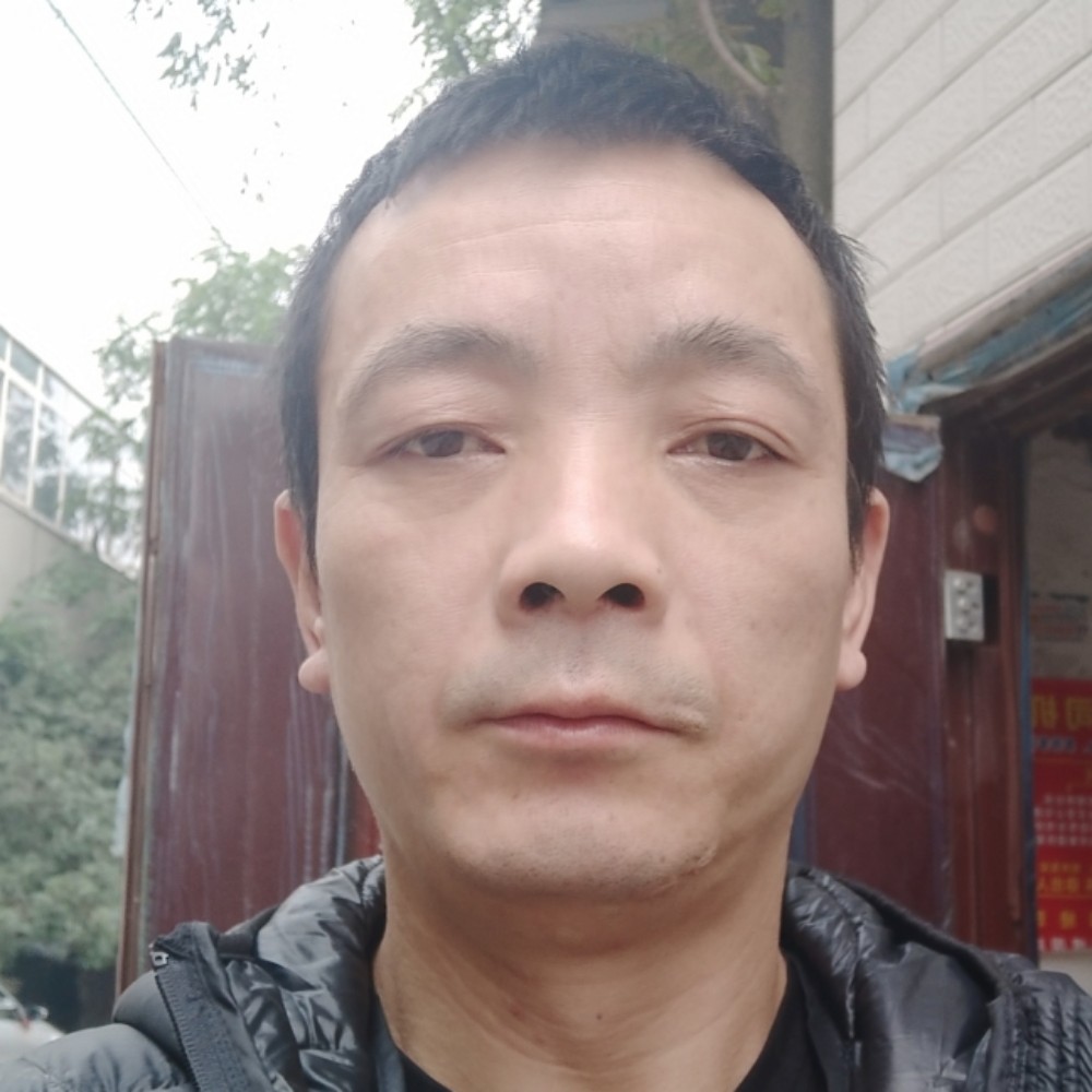 秋颜浅吻谨慎的照片