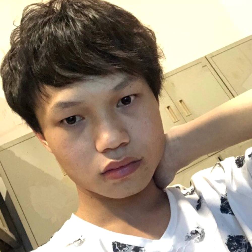 唇彩拾忆谁的照片