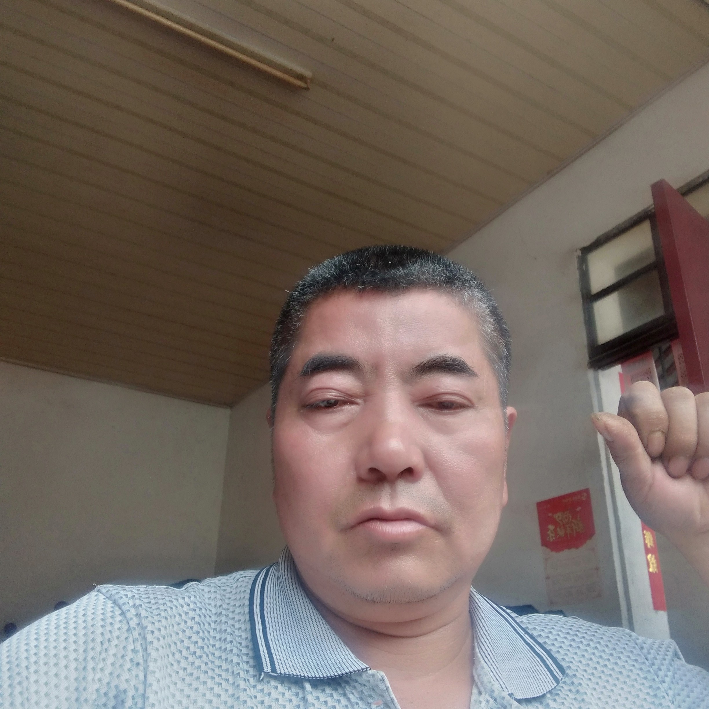 活力拿鸭子的照片