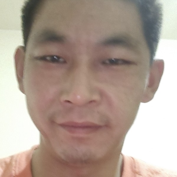 孤独的鱼的照片