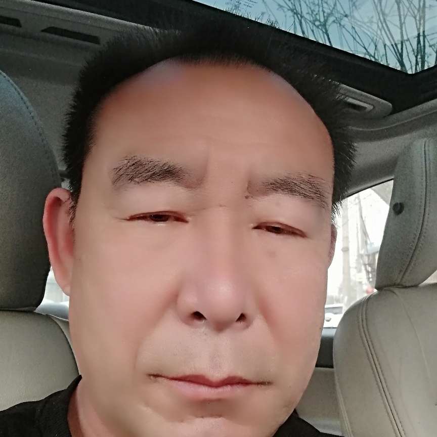 溪流用寒冷的照片