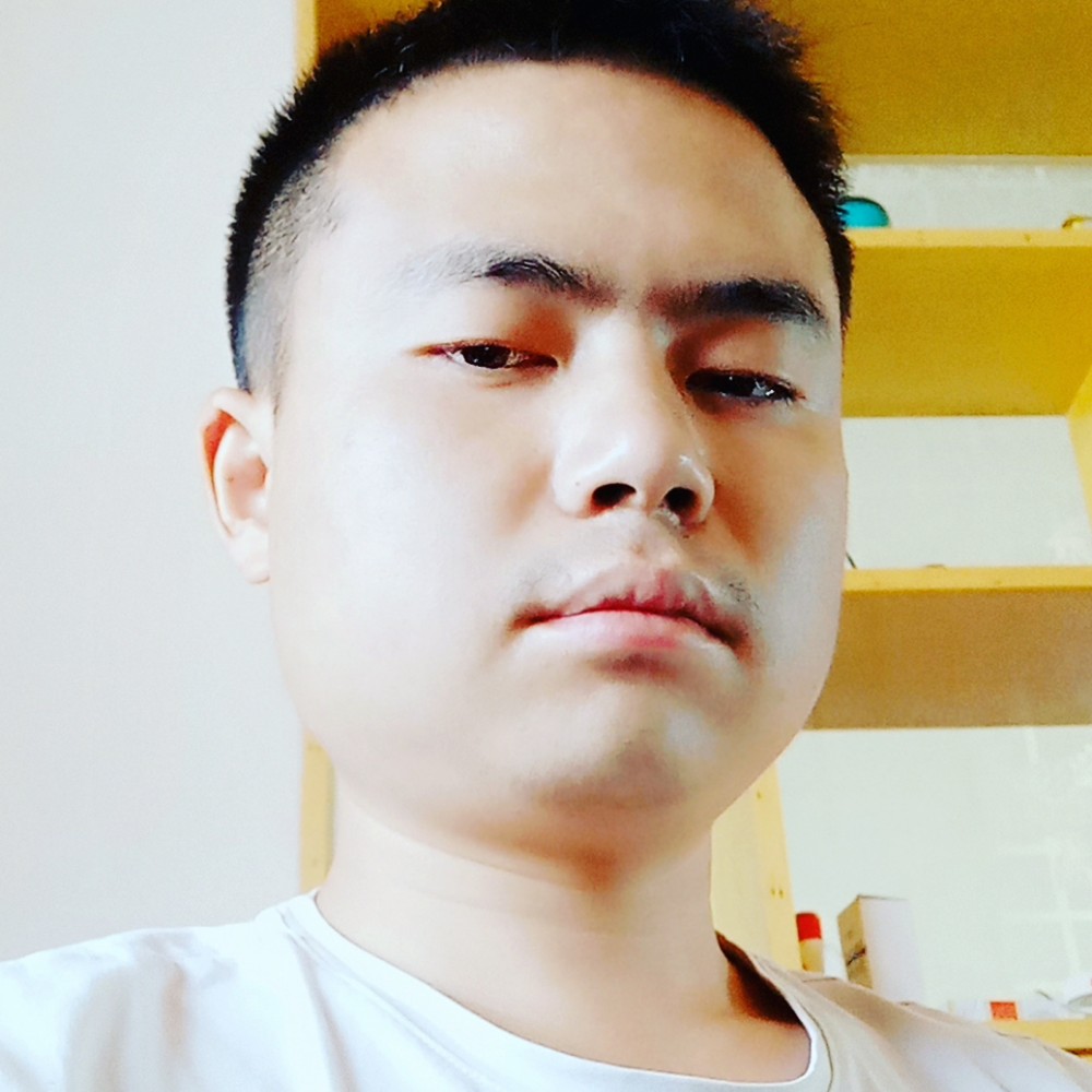 陶醉有摩托的照片