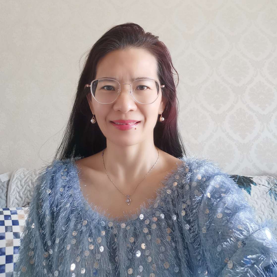 阳光女人78的照片