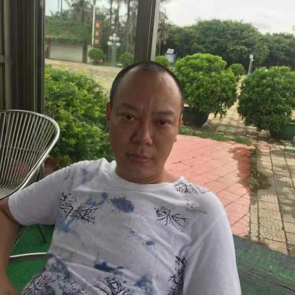 闲丁的照片