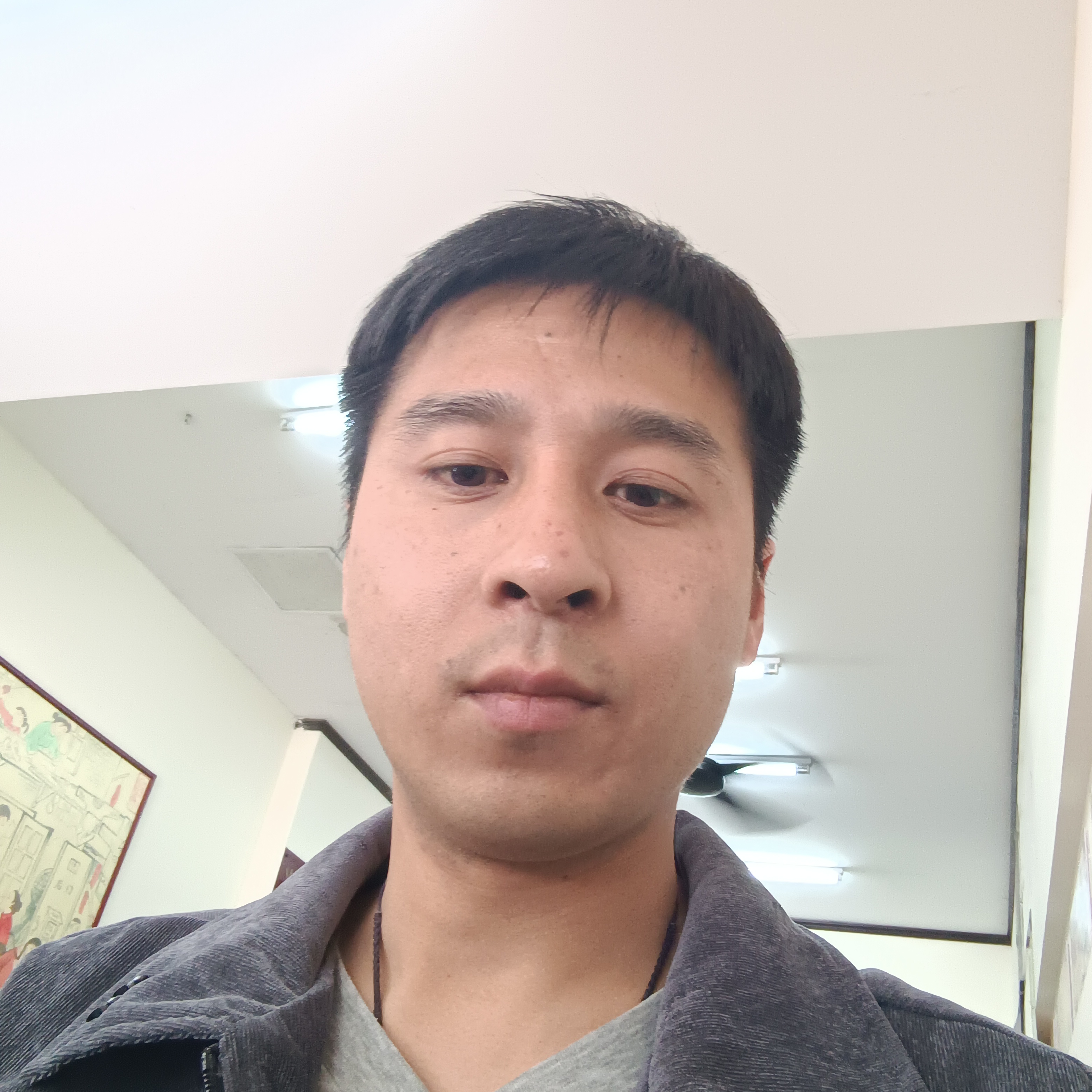洪雨的照片