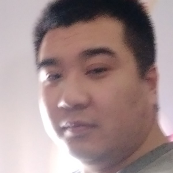 青衫专一的照片