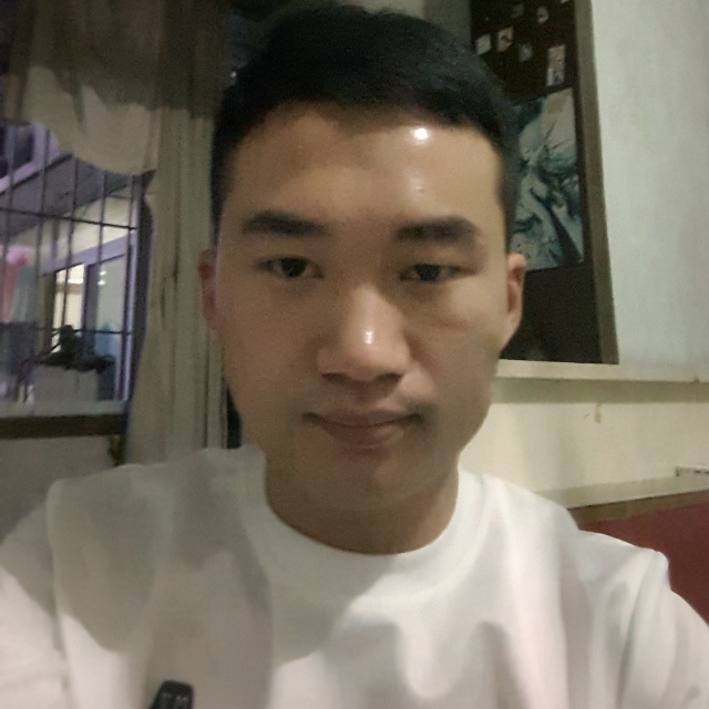 月下贪杯的照片