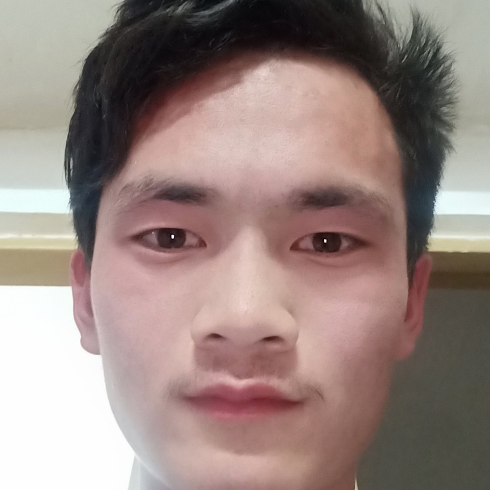 周春锁的照片