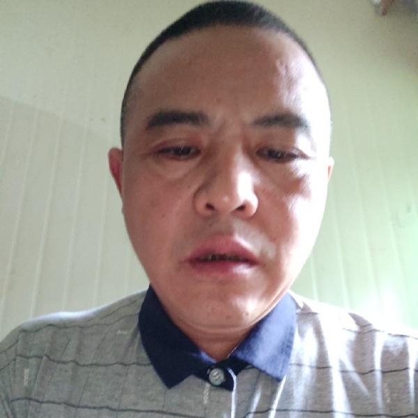 三娃子的照片