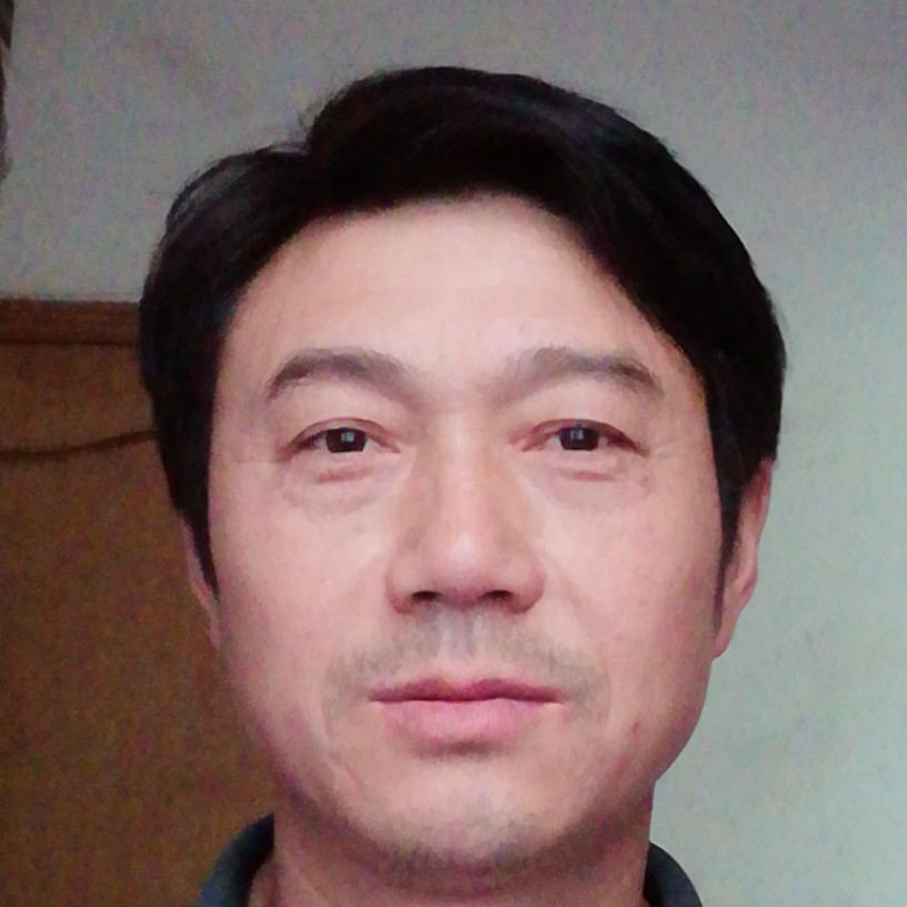 爱笑蹁跹裙子的照片