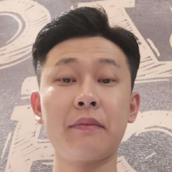 火车冷傲的照片