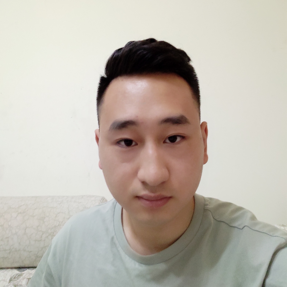 朋友倾心爱笑的照片