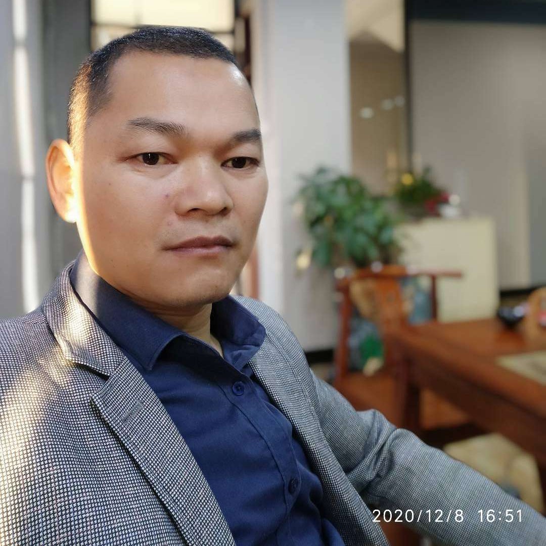 a咸鱼的照片