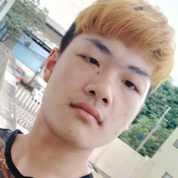 陈第星的照片