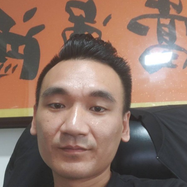 勤-奋的照片