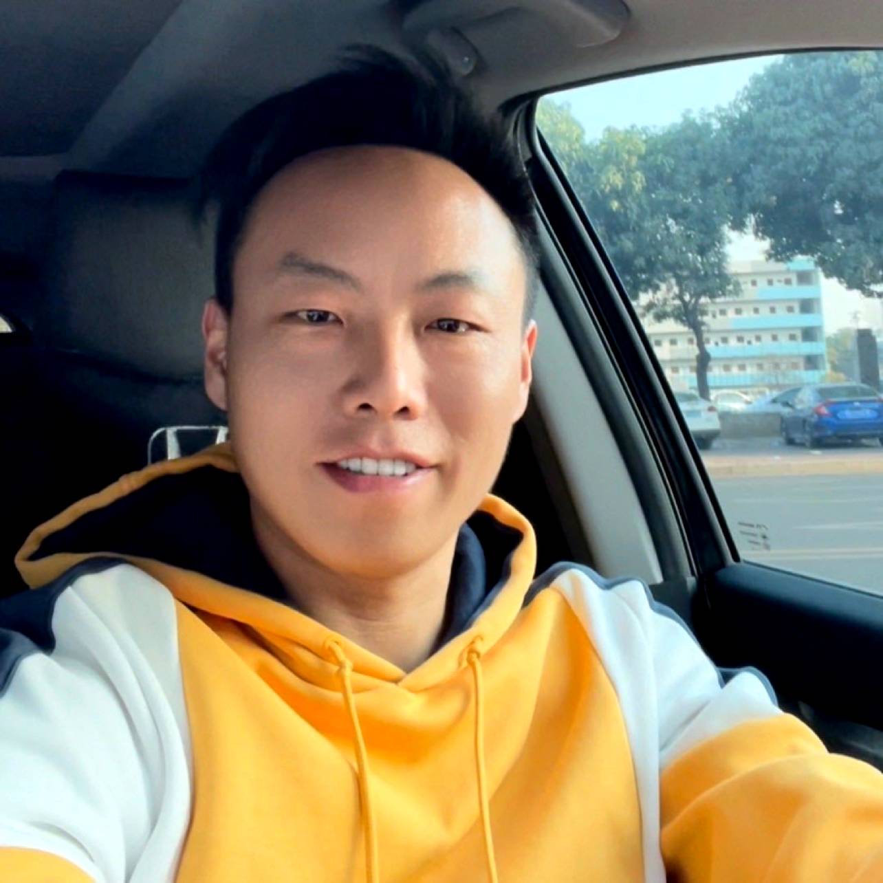 老许,你要老婆不的照片