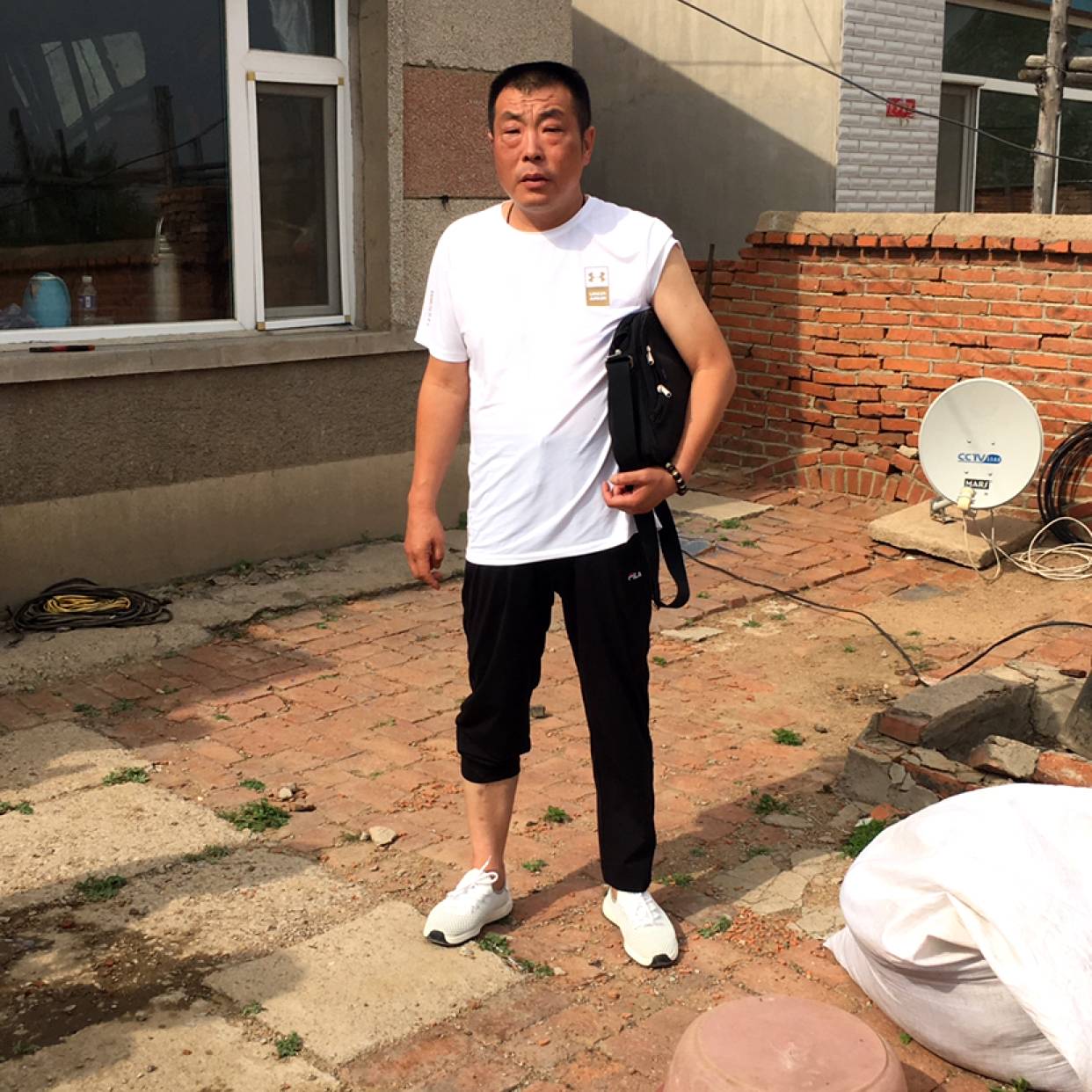 妩媚拿冰棍的照片