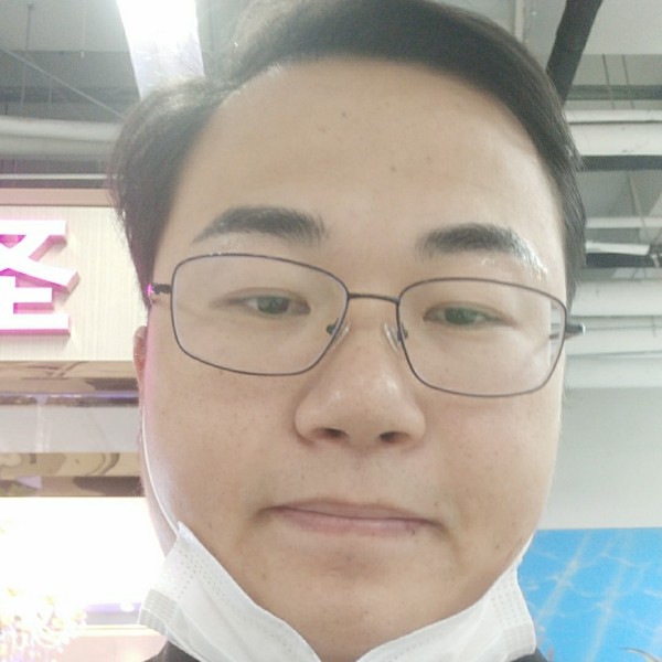 毕嗣垒的照片