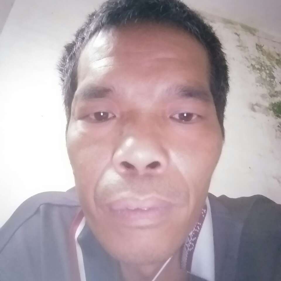 落拓用帅哥的照片