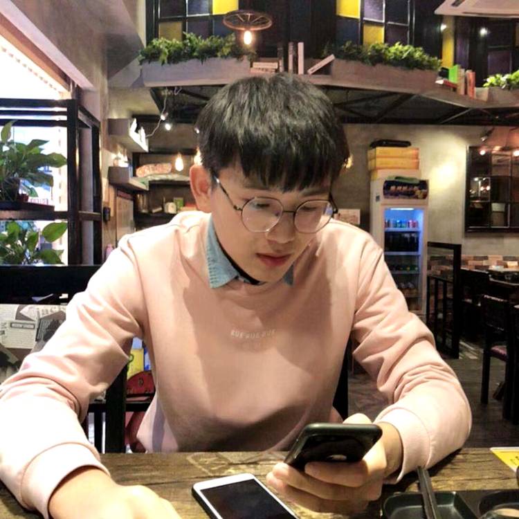 是伟伟的照片