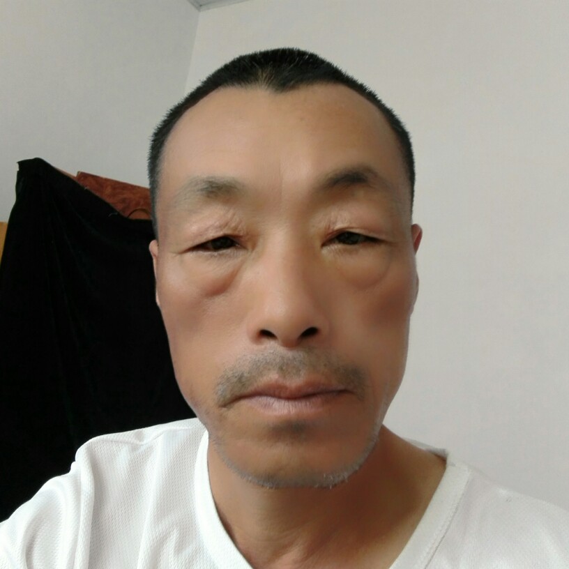 忐忑鞋子的照片
