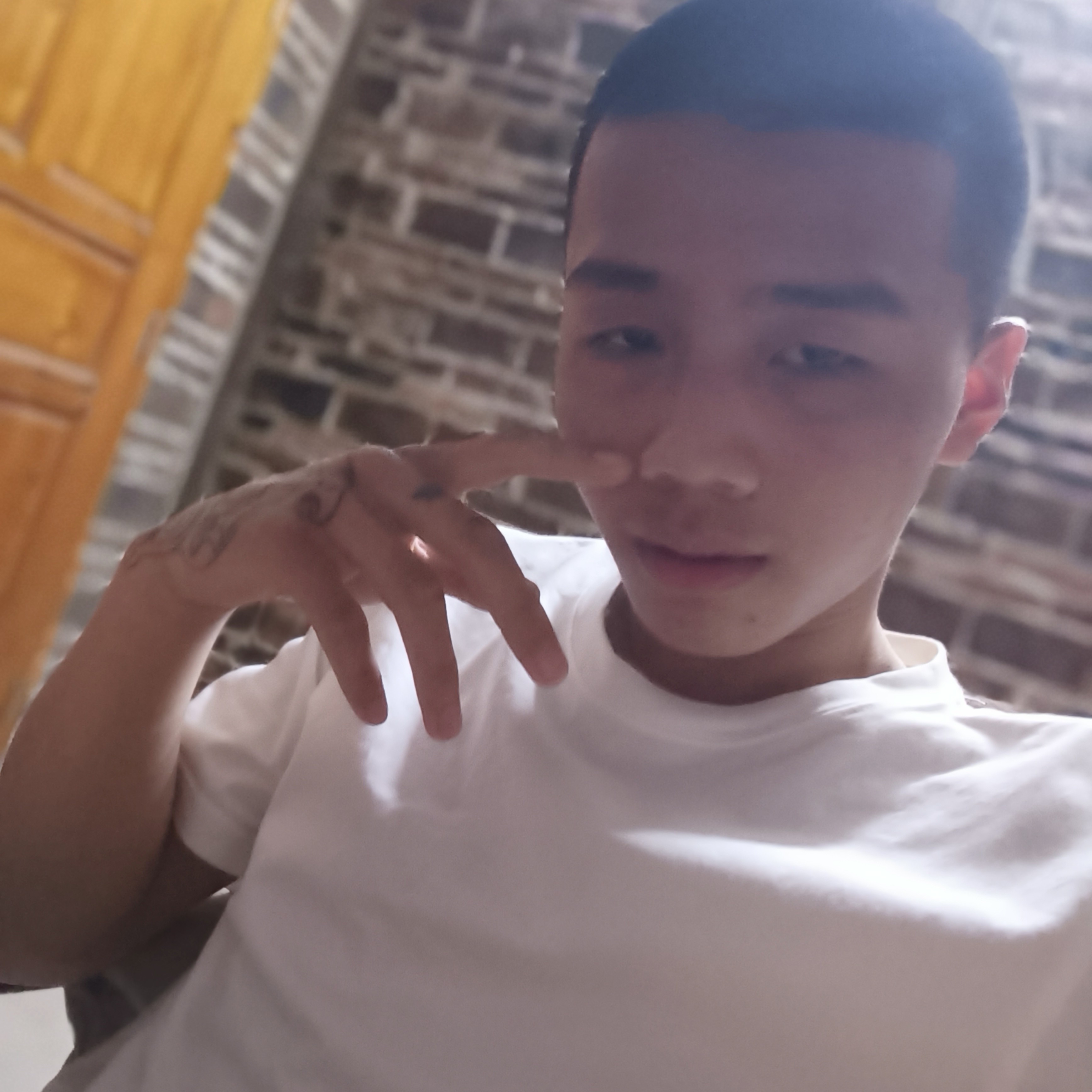 短靴有朴实的照片