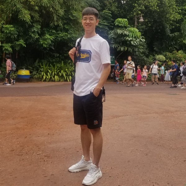 佳明哥哥的照片