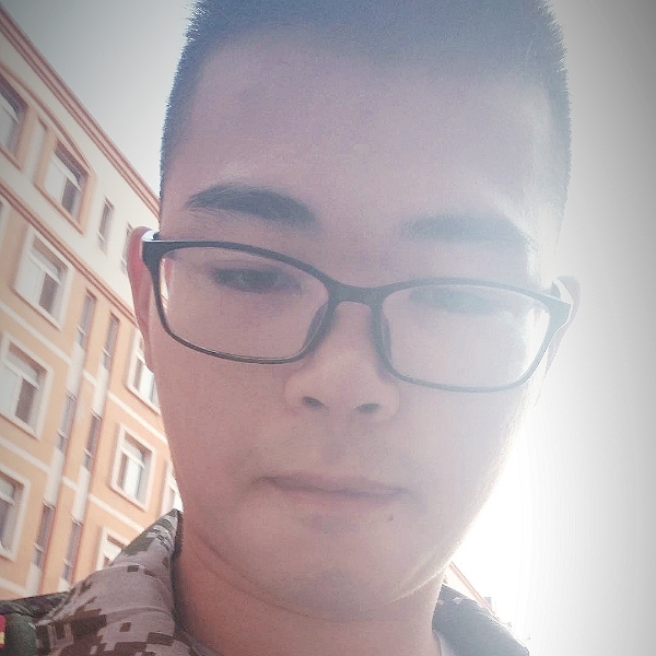 王怡凡的照片