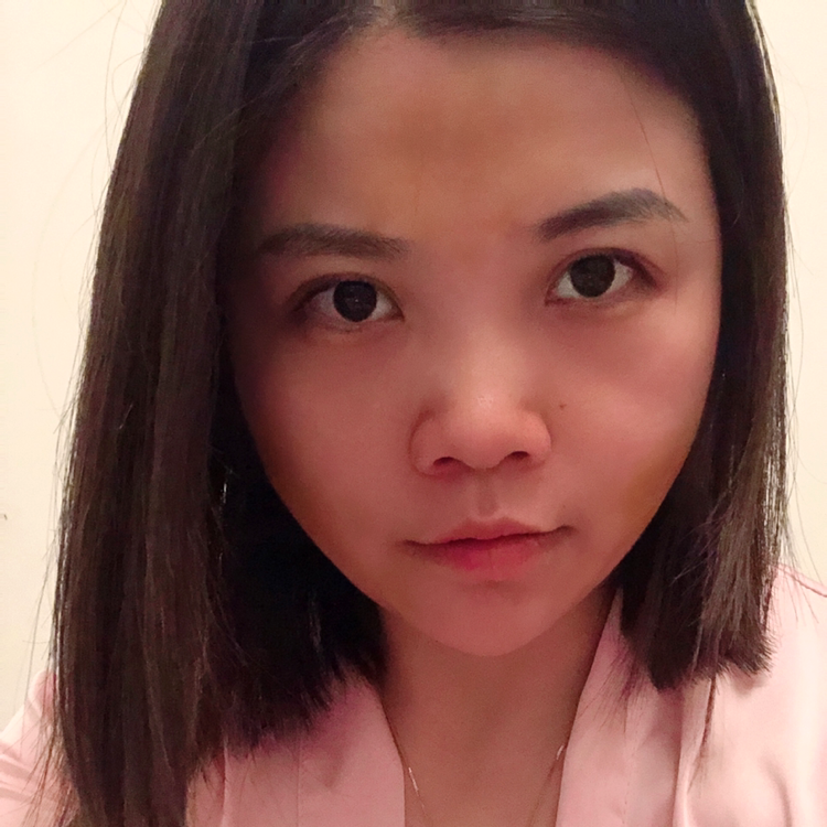 Y琼的照片