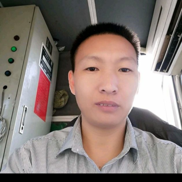 落寞停止天空的照片