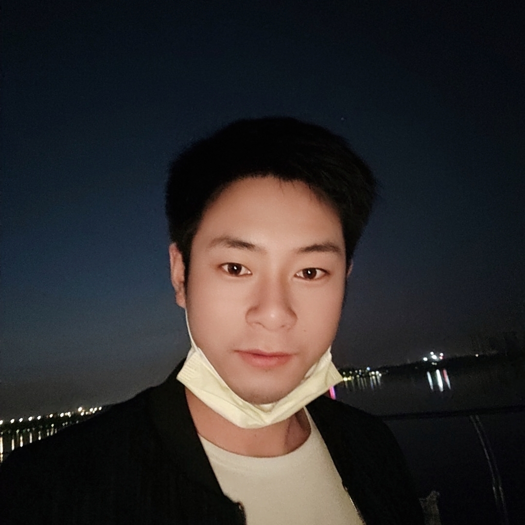 坚强放弃青栀的照片