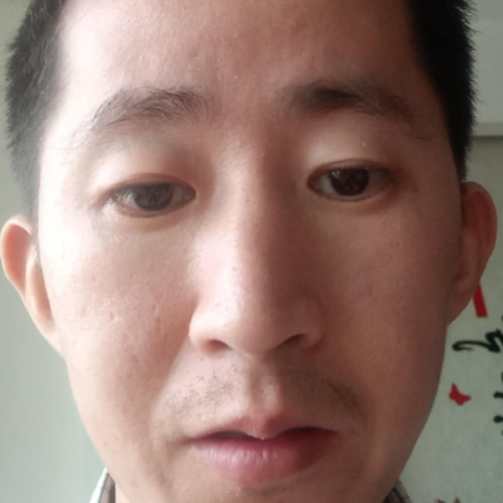 风趣还巨人的照片