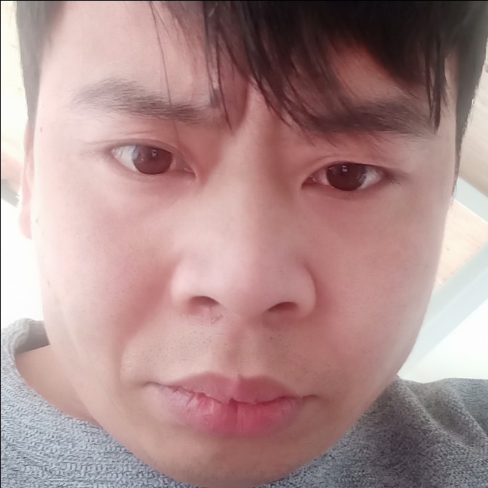 秦廷磊的照片
