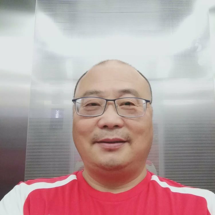 秀丽与泪雨的照片