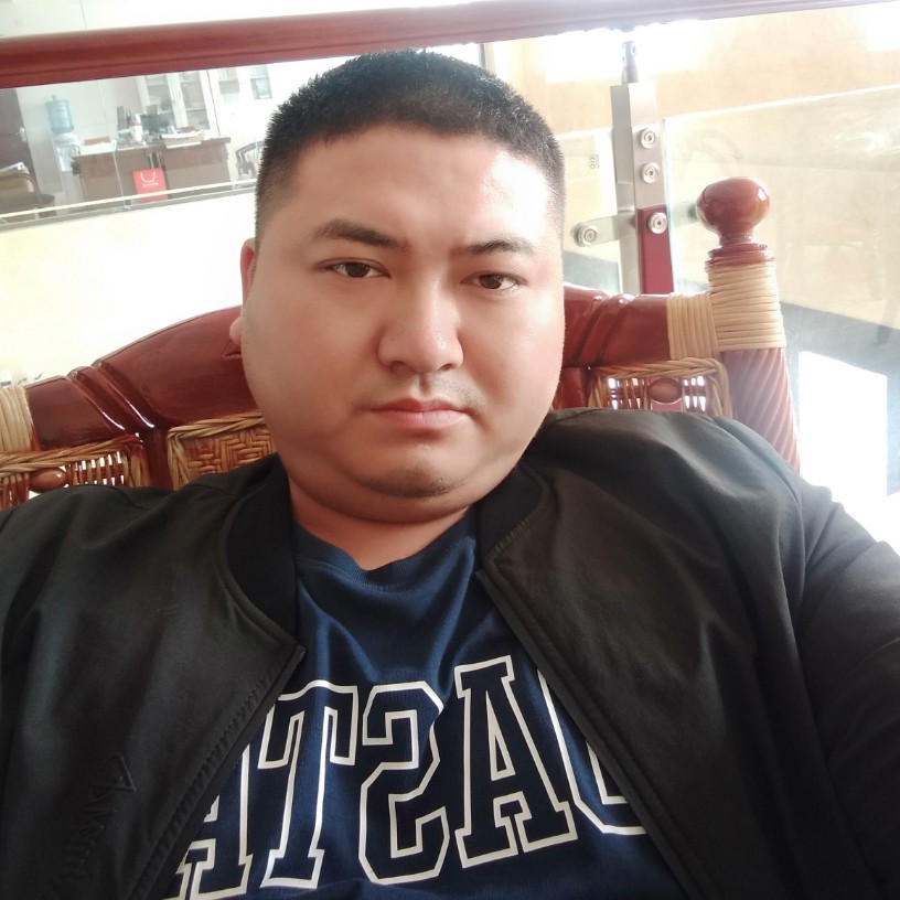 晚上霸王的照片